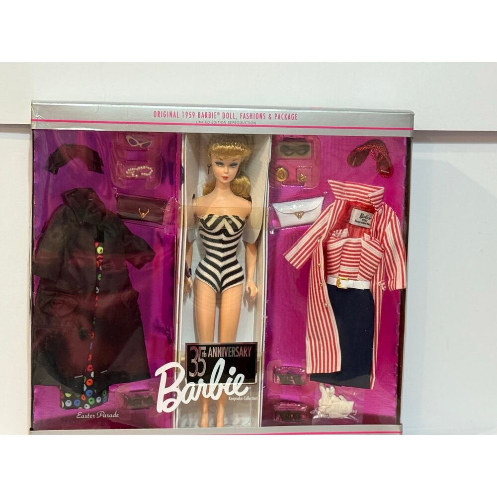 Barbie 35th Anniversary 1994 Gift Set 1959 Reproduction Doll & Fashions Package